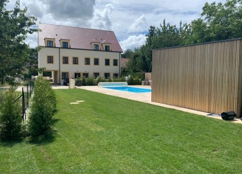 VILLA pour a 4 a Magny-le-Hongre, France 